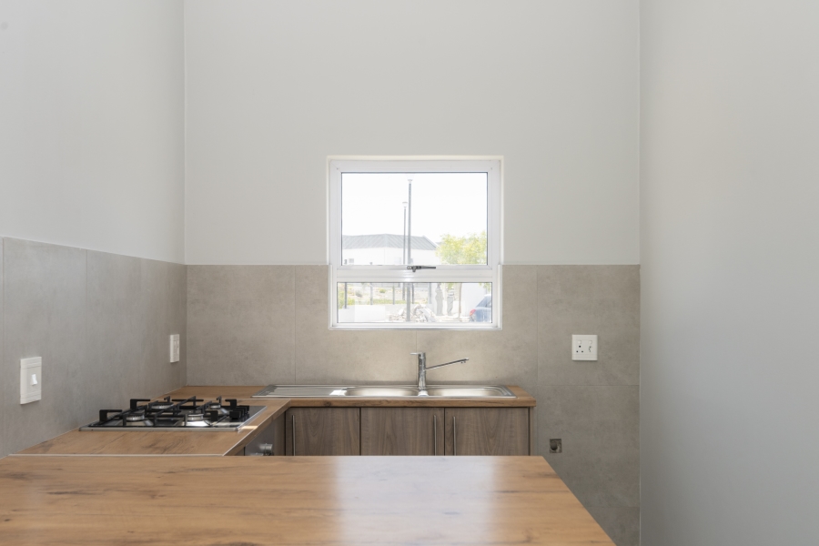 2 Bedroom Property for Sale in Laguna Hills Western Cape